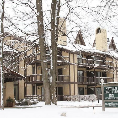 The Highlands At Harbor Springs Hotell Exteriör bild