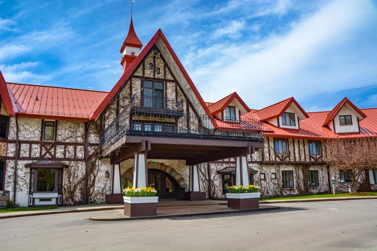 The Highlands At Harbor Springs Hotell Exteriör bild