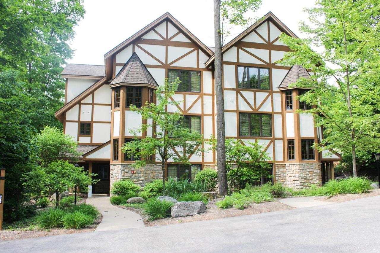 The Highlands At Harbor Springs Hotell Exteriör bild