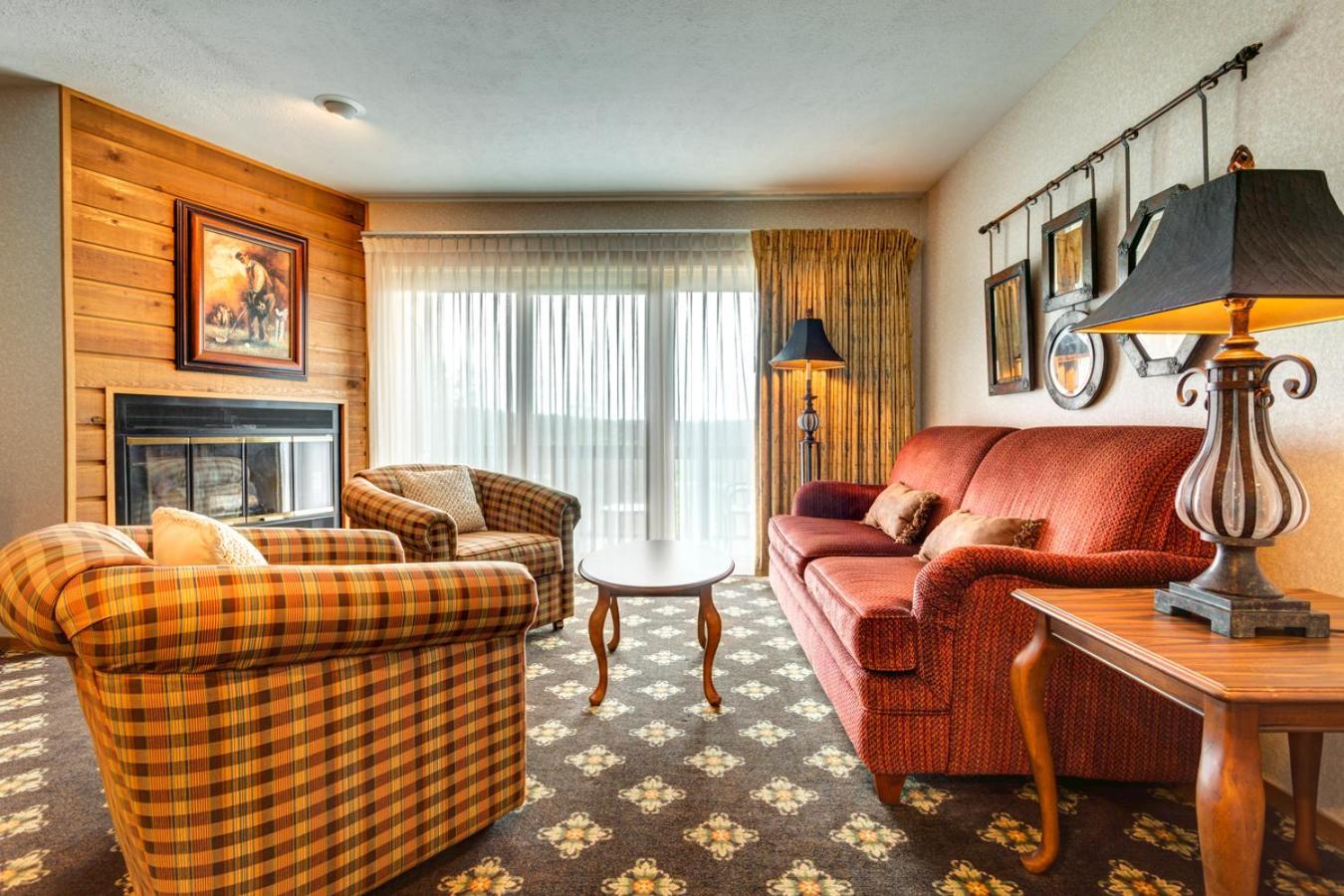 The Highlands At Harbor Springs Hotell Rum bild