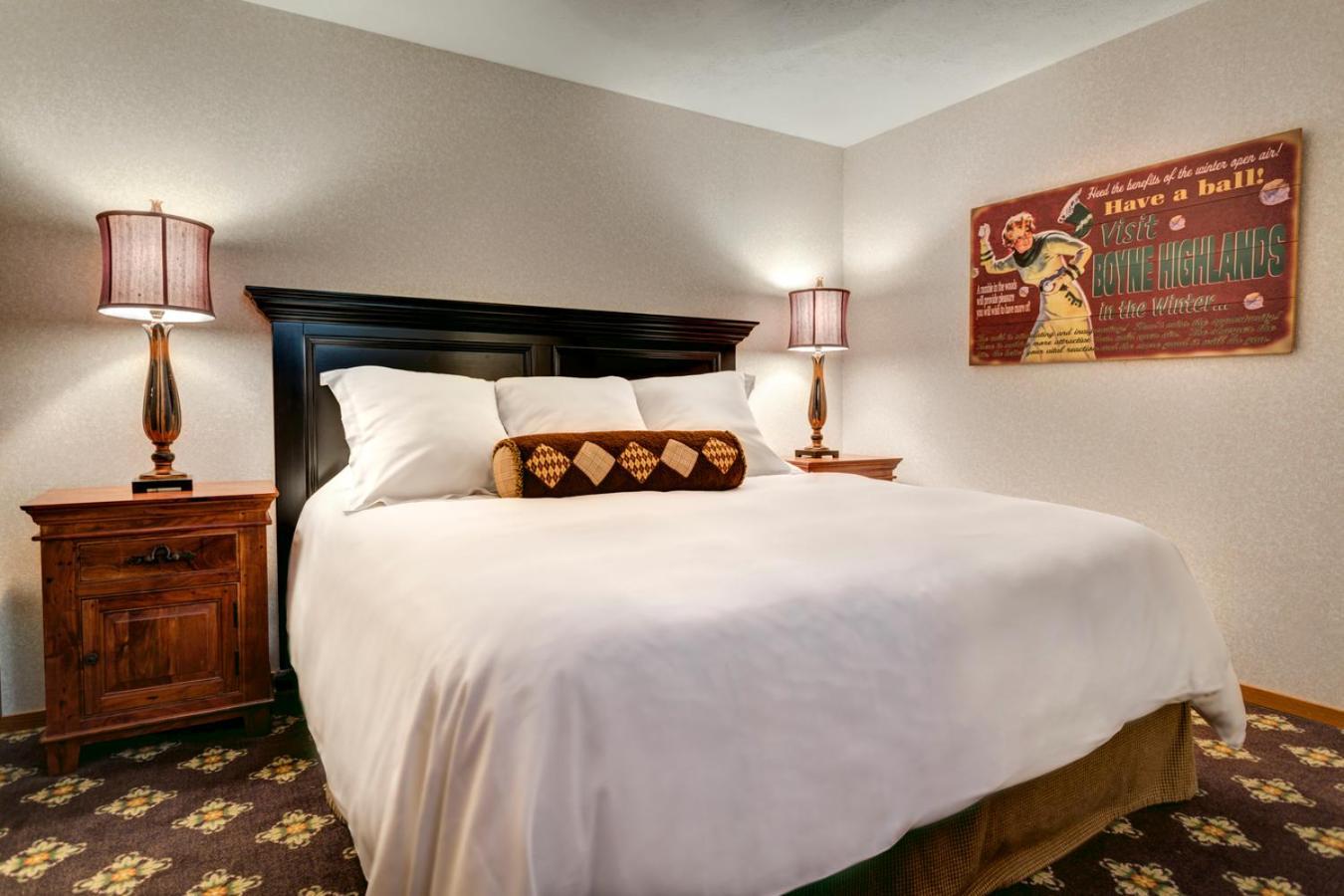 The Highlands At Harbor Springs Hotell Rum bild