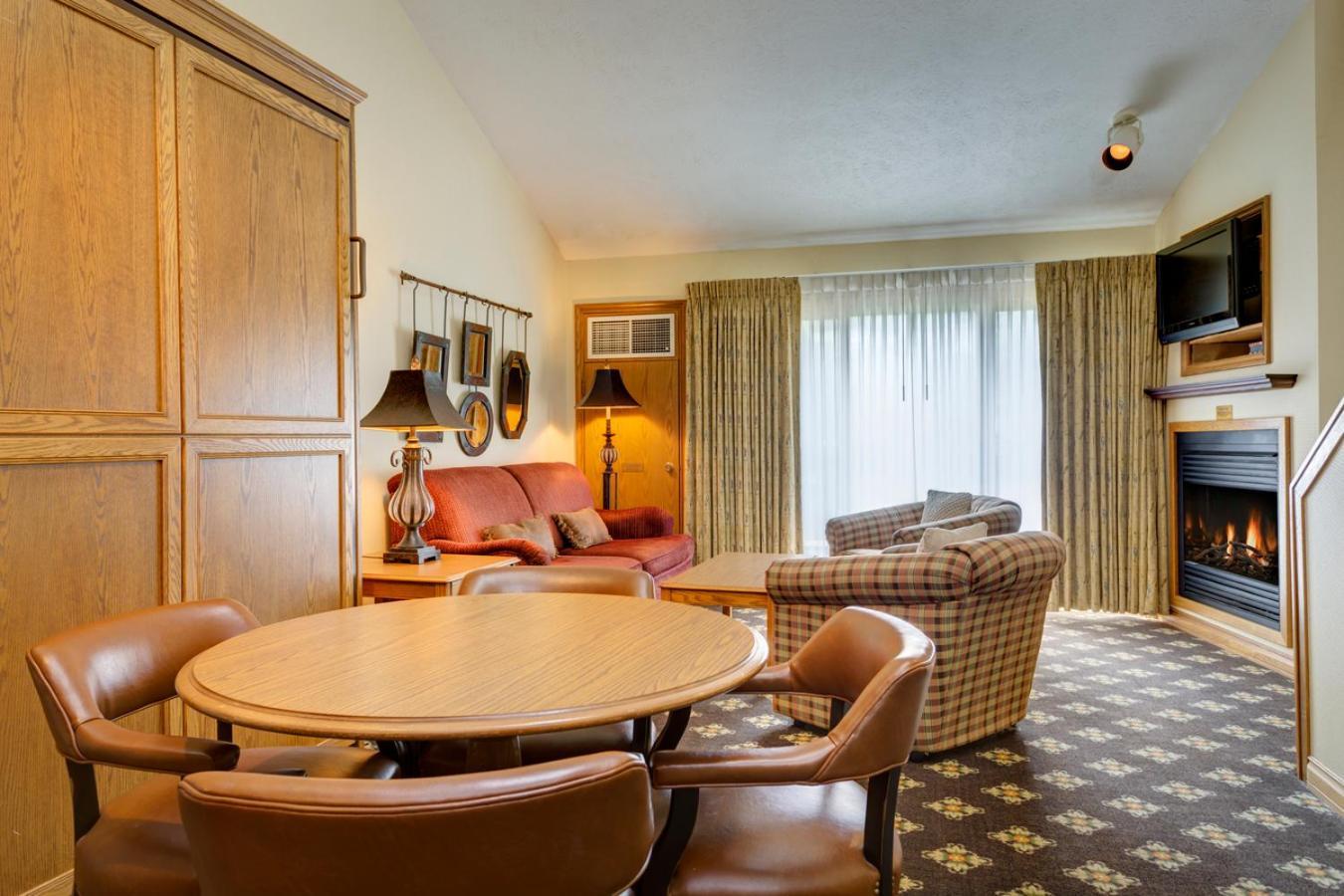 The Highlands At Harbor Springs Hotell Rum bild